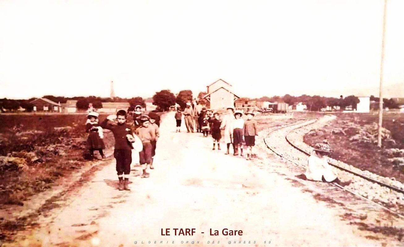 1816- Le Tarf - La Gare.jpg